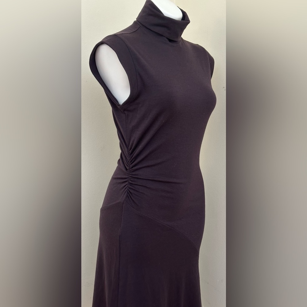 DIANE VON FURSTENBERG English Violet Turtleneck Sleeveless Body Con Dress Sz 12
